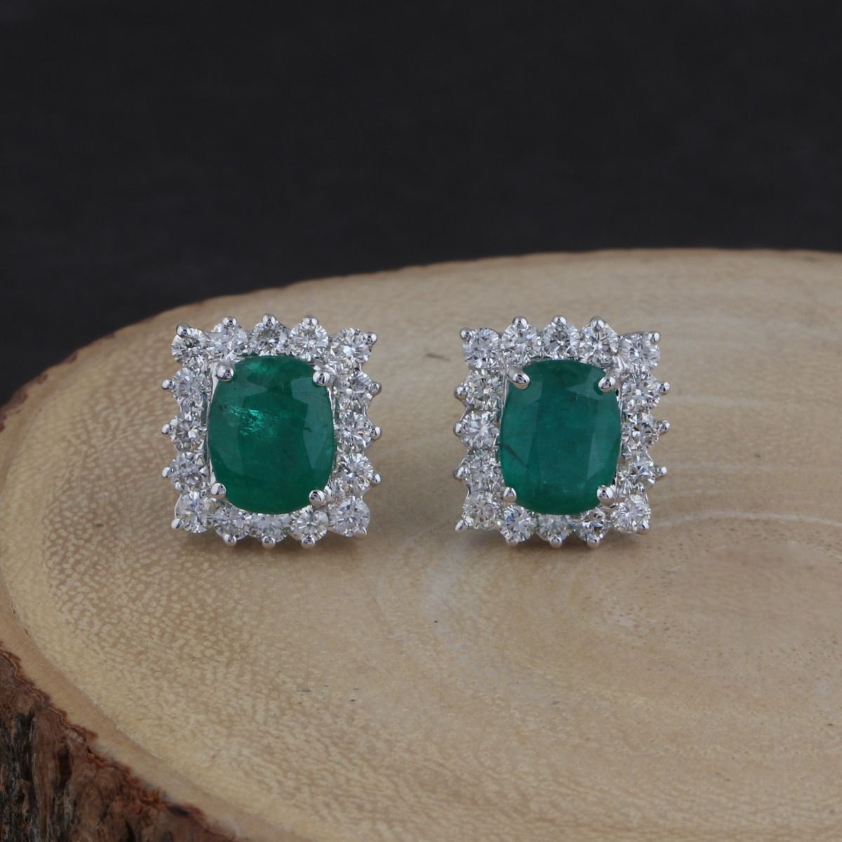 Genuine Emerald Solid 18 Kt White Gold SI Clarity HI Color Diamond Handmade Earrings