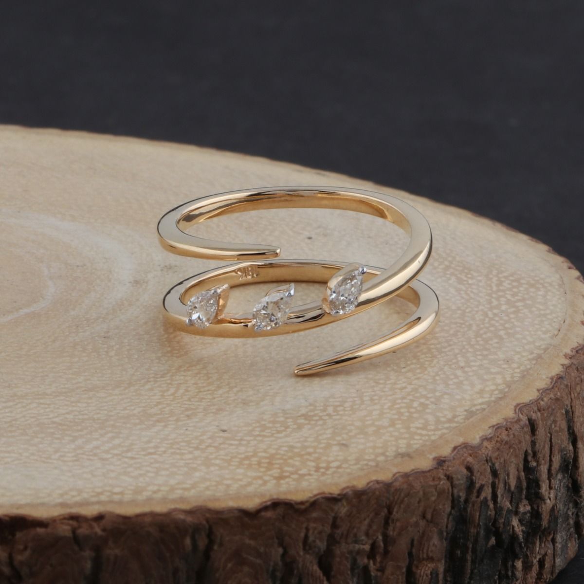 Three SI Clarity HI Color Diamond 0.25 TCW Solid 18Kt Yellow Gold Promise Spiral Ring