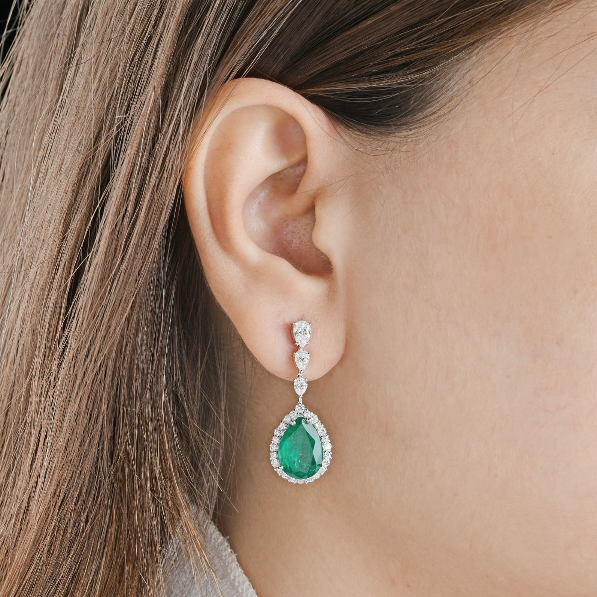 Pear Shape Zambian Emerald 2.21 Carat HI Color SI Clarity Diamond Dangle Earrings 18k White Gold Handmade Jewelry Wedding Gift For Her