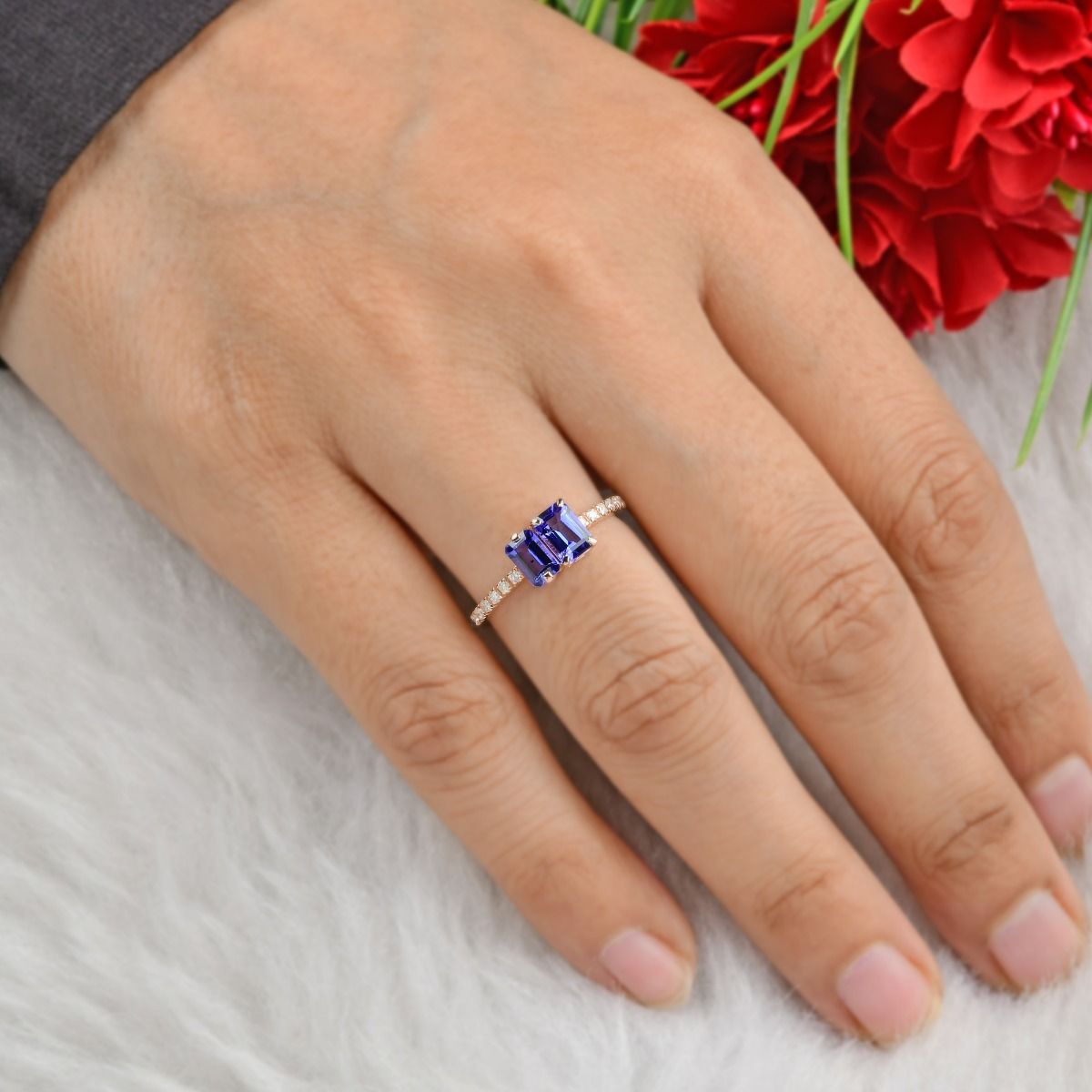 Natural 0.11 Carat HI Color SI Clarity Diamond 18k Rose Gold Stackable Ring Tanzanite Gemstone Women Jewelry