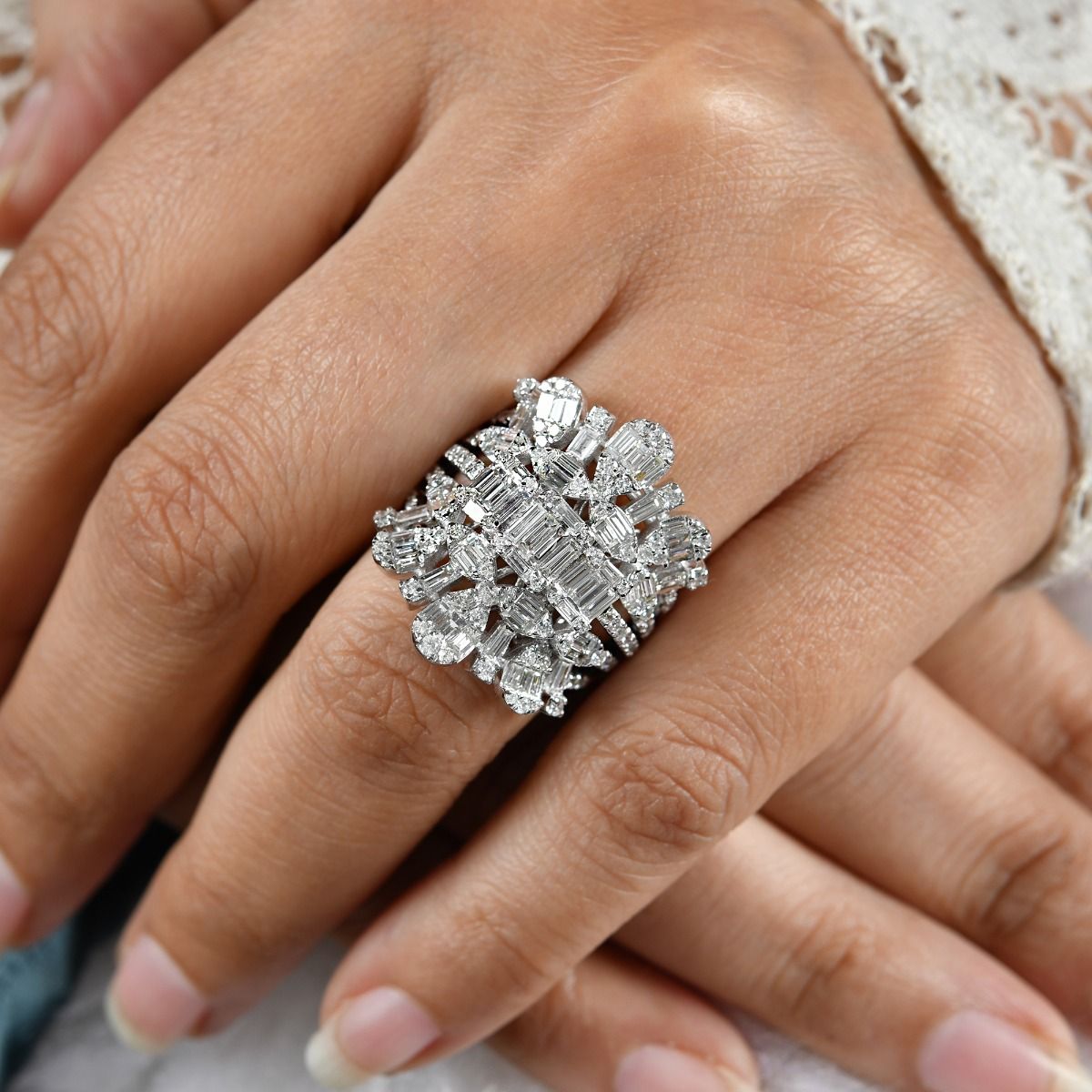 Natural 2.62 Carat HI/SI Round & Baguette Diamond Statement Ring Solid 18k White Gold Handmade Jewelry