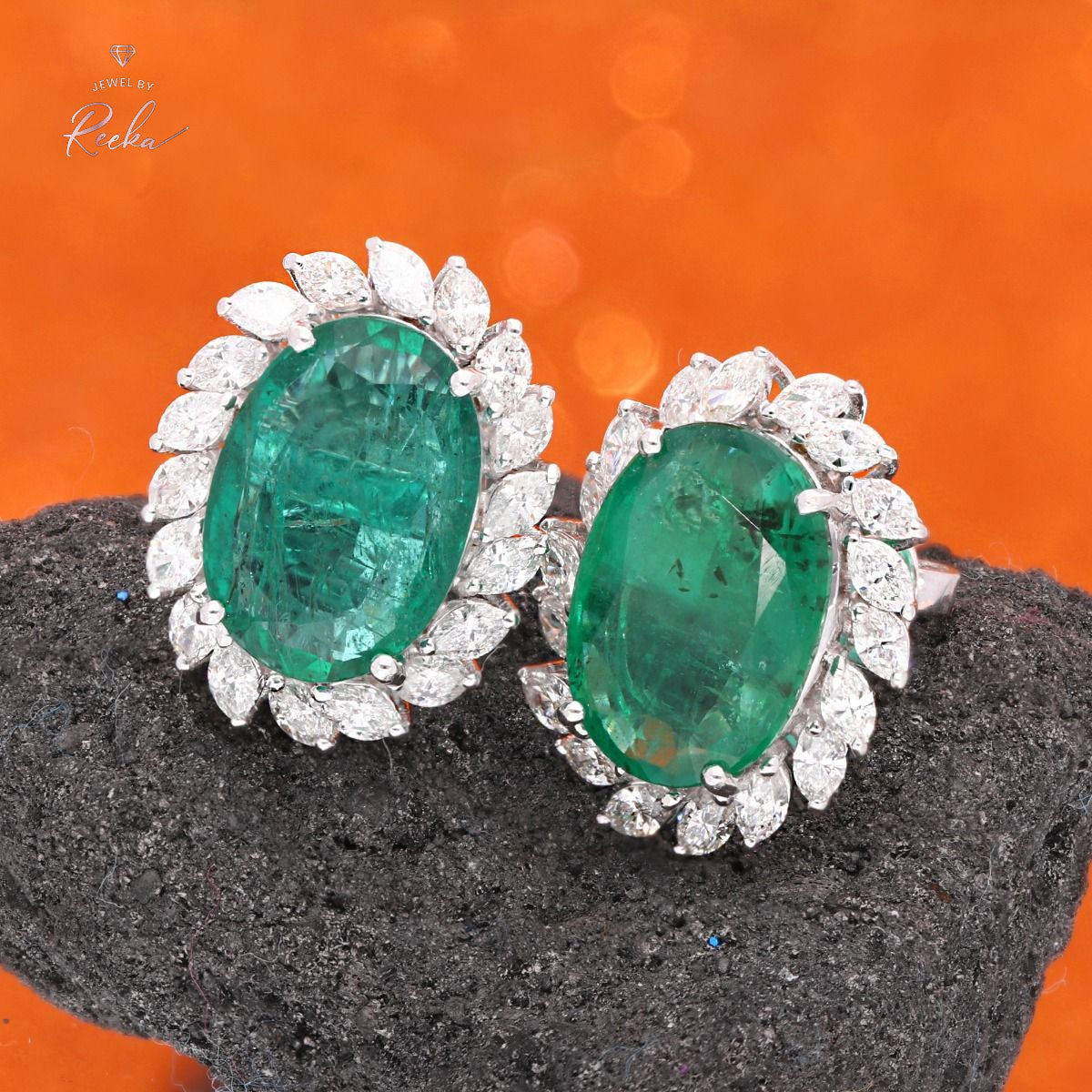 Oval Shape Zambian Emerald Gemstone 18k White Gold Handmade Stud Earrings Natural 1.36 Carat HI Color SI Clarity Diamond Jewelry