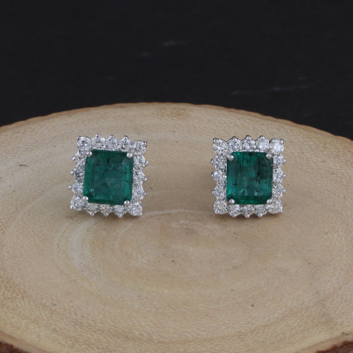 Natural Emerald Solid 18 Kt White Gold SI Clarity HI Color Pave Diamond Fine Stud Earrings