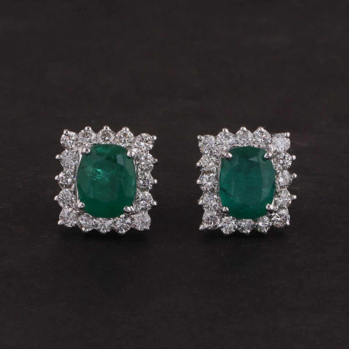 Genuine Emerald Solid 18 Kt White Gold SI Clarity HI Color Diamond Handmade Earrings