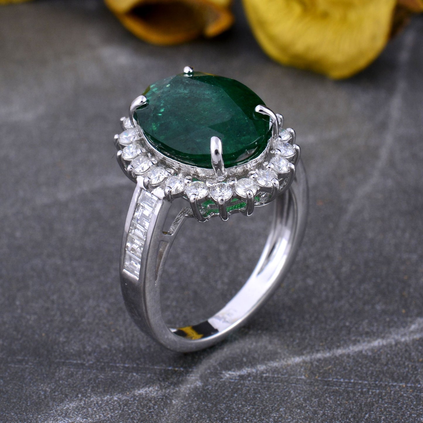 Solid 18Kt White Gold SI Clarity HI Color Baguette Diamond Natural Oval Emerald Gemstone Ring