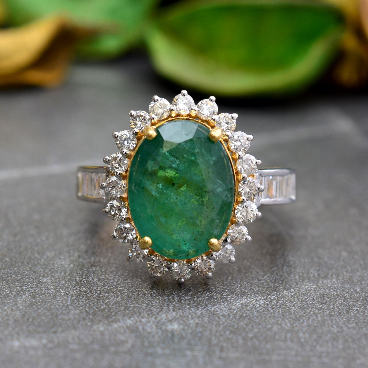 4.25 Ct. Emerald Gemstone Cocktail Ring Diamond 18k Yellow Gold Handmade Jewelry