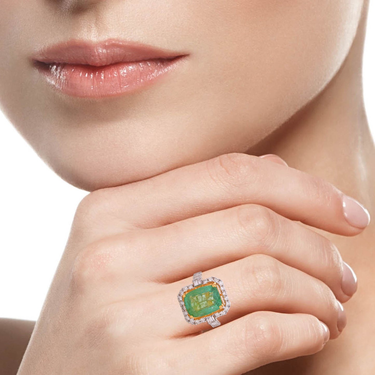 Solid 18Kt Yellow Gold SI Clarity HI Color Diamond Emerald Gemstone Cocktail Ring