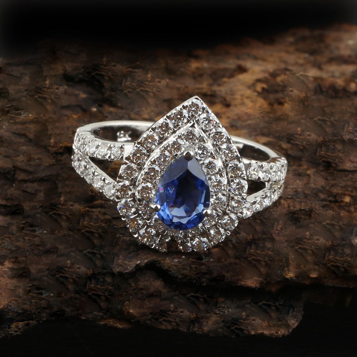 Pear Blue Sapphire Gemstone HI/SI Diamond Ring 18K White Gold Jewelry