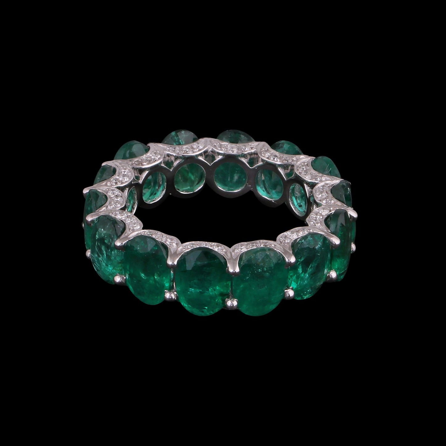 Solid 18Kt White Gold SI Clarity HI Color Diamond Emerald Eternity Ring