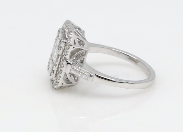 Solid 18 Kt White Gold Baguette Shaped & Pave Setting SI Clarity HI Diamond Promise Ring