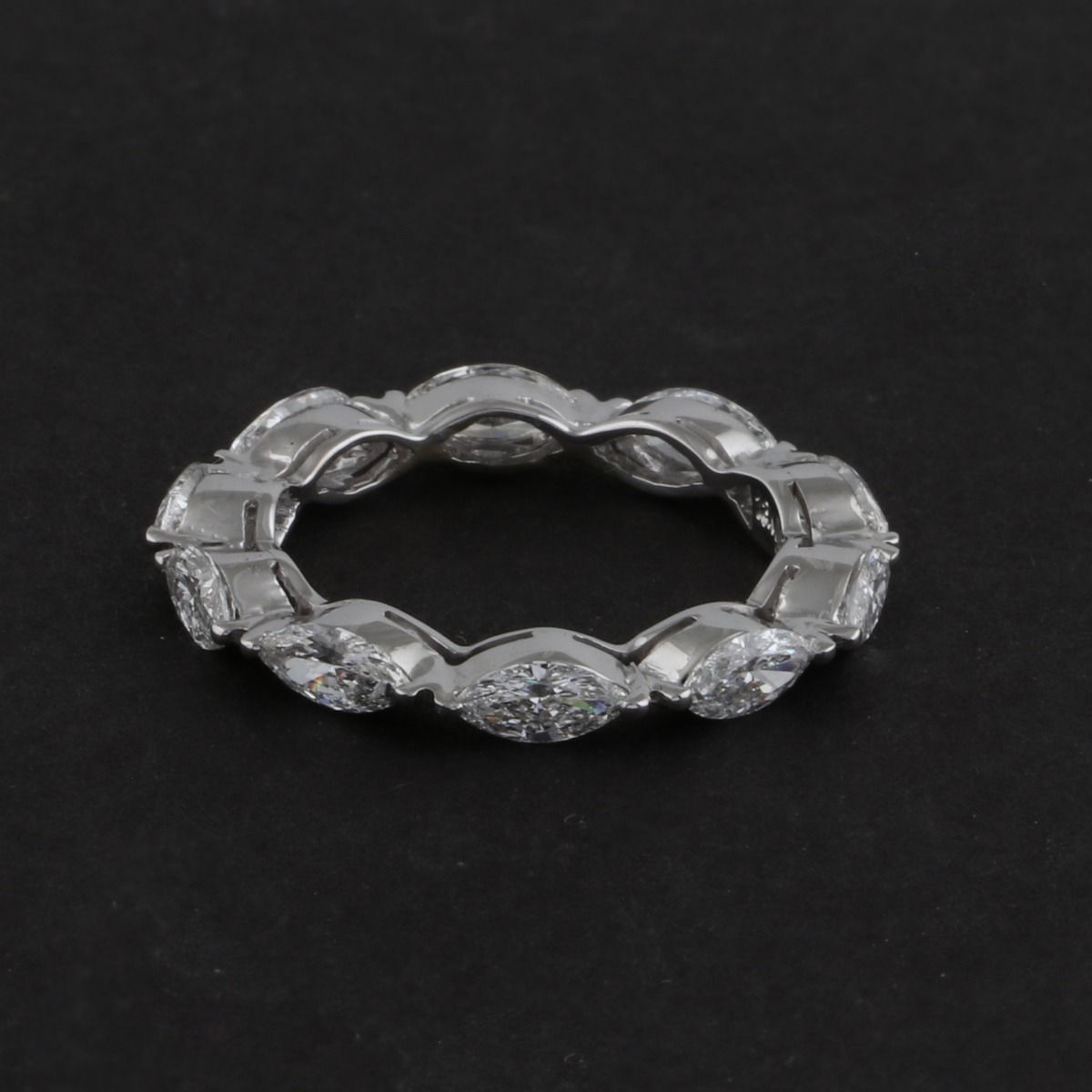 1.9 TCW Solid 18 Kt White Gold SI Clarity HI Color Diamond Promise Eternity Ring