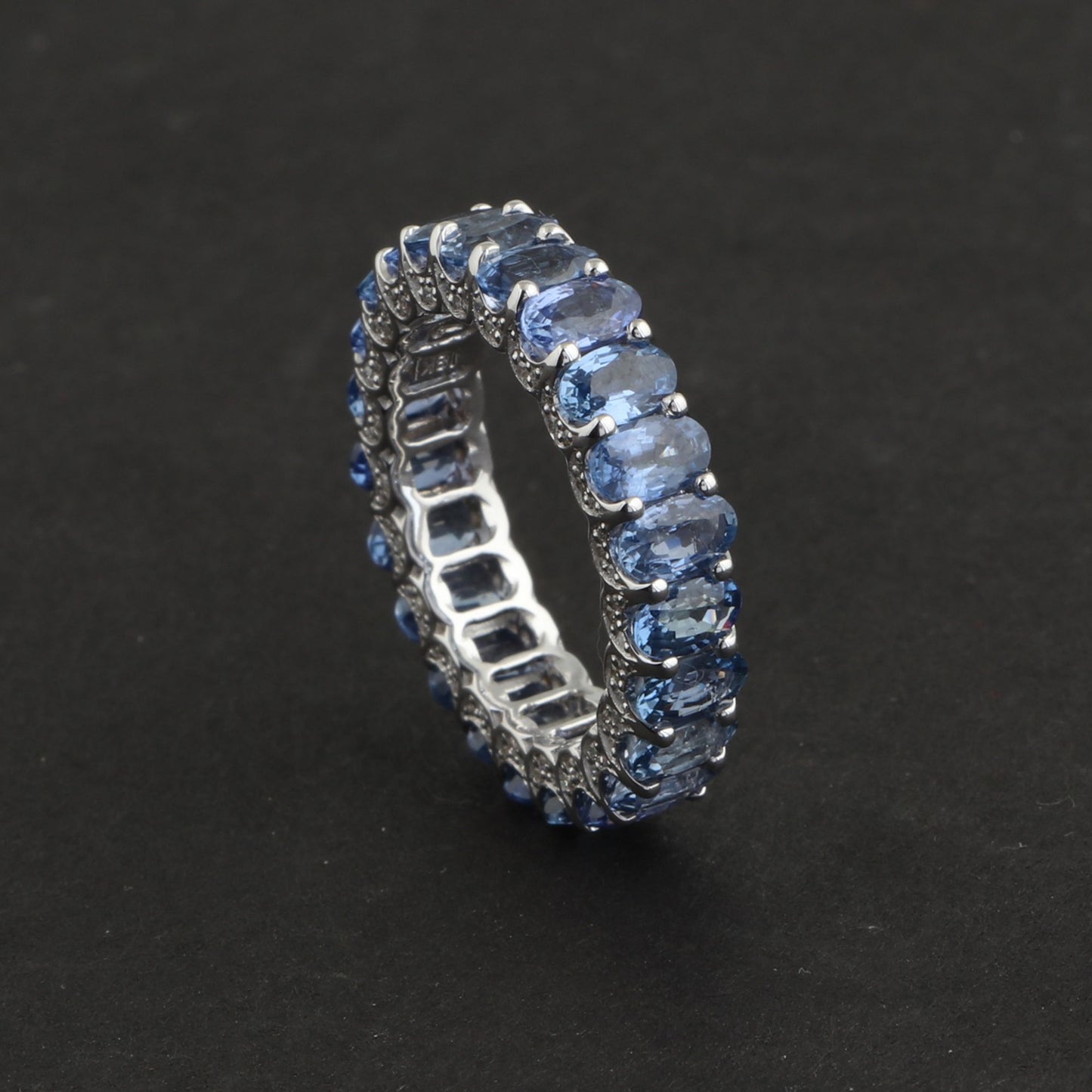 Solid 18Kt White Gold Oval Blue Sapphire Gemstone Eternity Band Ring Anniversary Jewelry