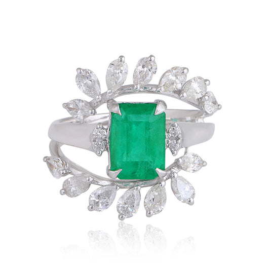 Solid 18Kt White Gold SI Clarity HI Color Pear Diamond Designer Emerald Ring Jewelry