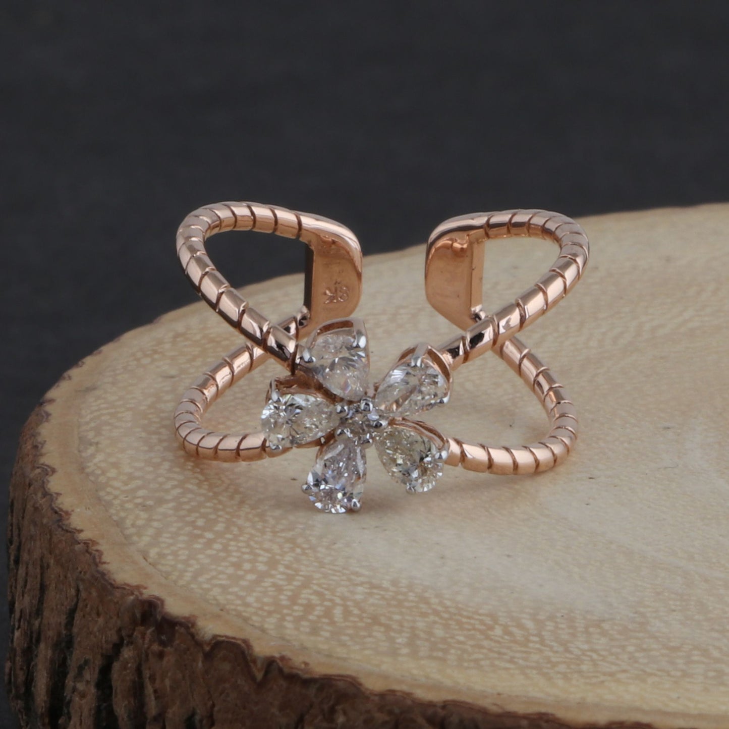 0.65 TCW Solid 18Kt Rose Gold SI Clarity HI Color Diamond Proposal Flower Ring