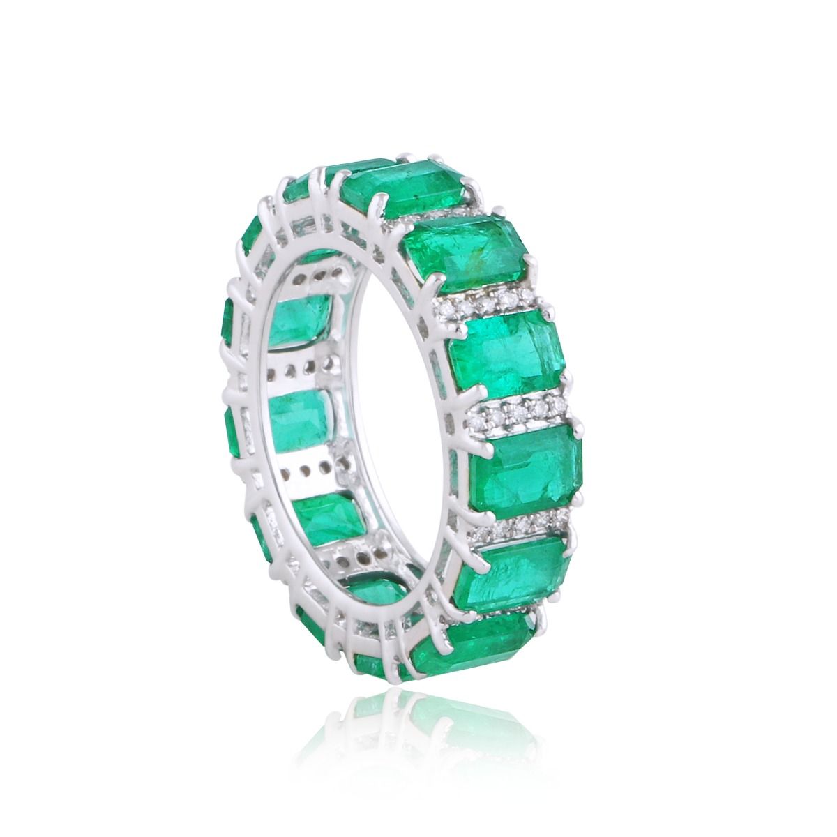 Solid 18 Kt White Gold SI Clarity HI Color Diamond Proposal Emerald Eternity Ring