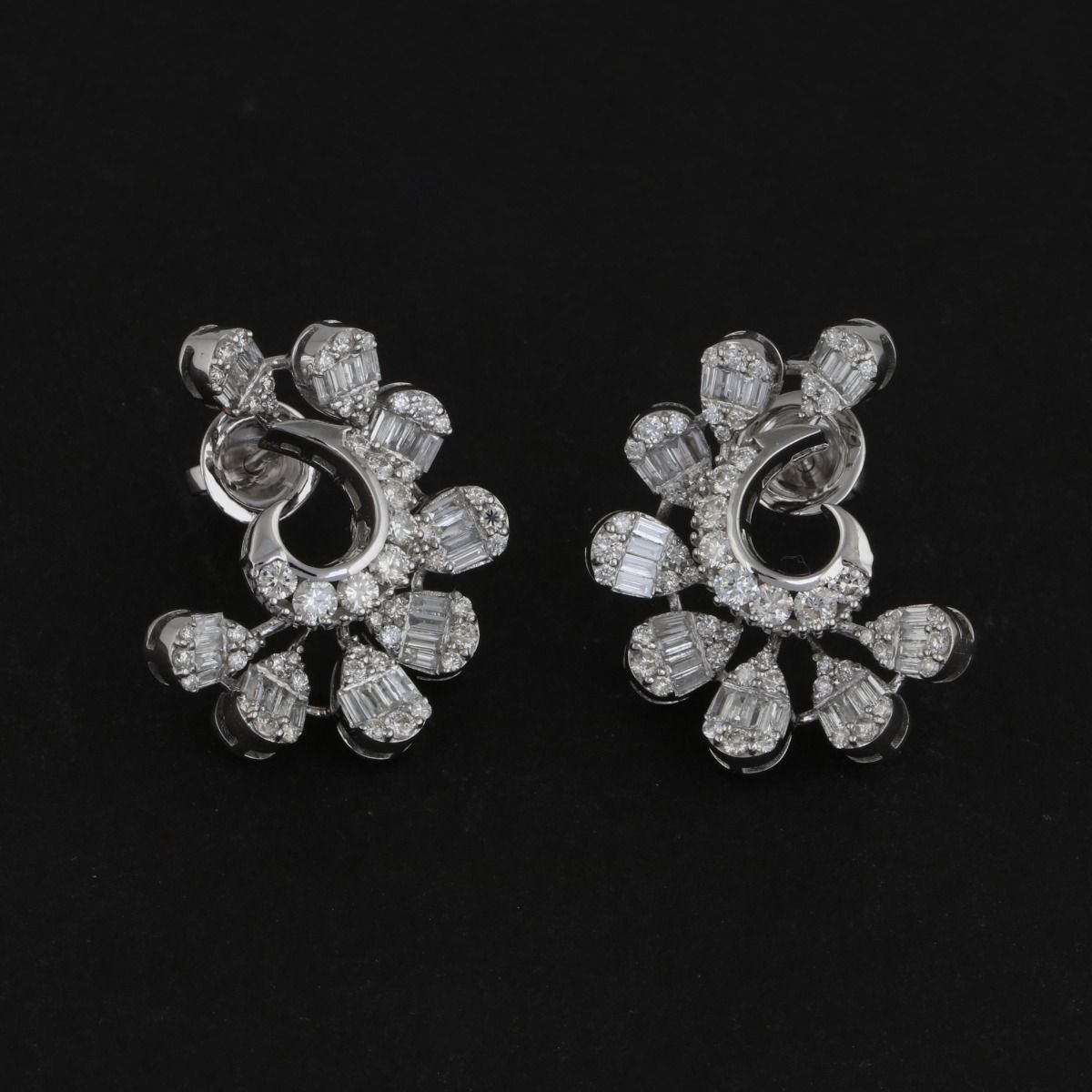 2.6 TCW Solid 18 Kt White Gold SI Clarity HI Color Diamond Fine Stud Earrings