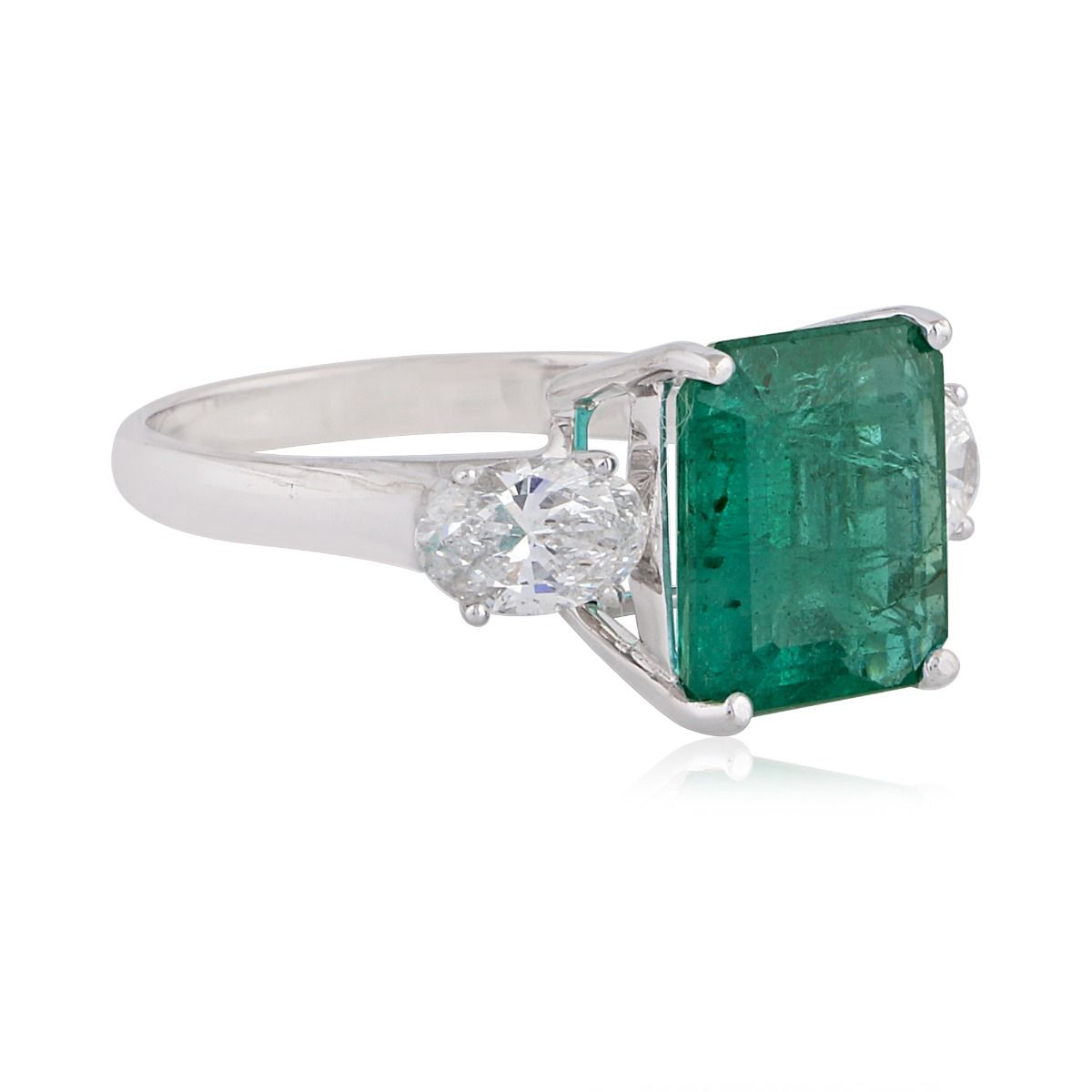 Solid 18Kt White Gold SI Clarity HI Color Diamond Proposal Emerald Ring