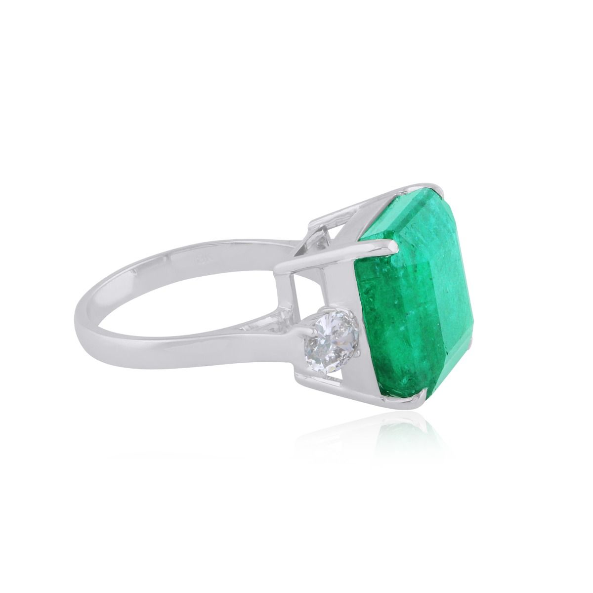 Cushion Shaped Emerald Solid 18 Kt White Gold SI Clarity HI Color Diamond Promise Ring