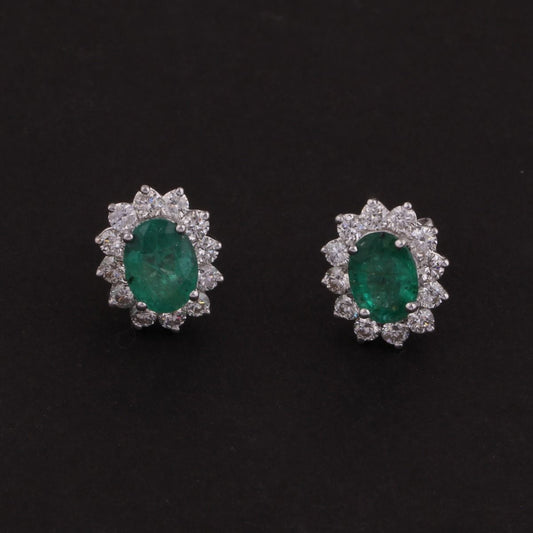 Oval Shaped Emerald Solid 18 Kt White Gold SI Clarity HI Color Diamond Handmade Stud Earrings