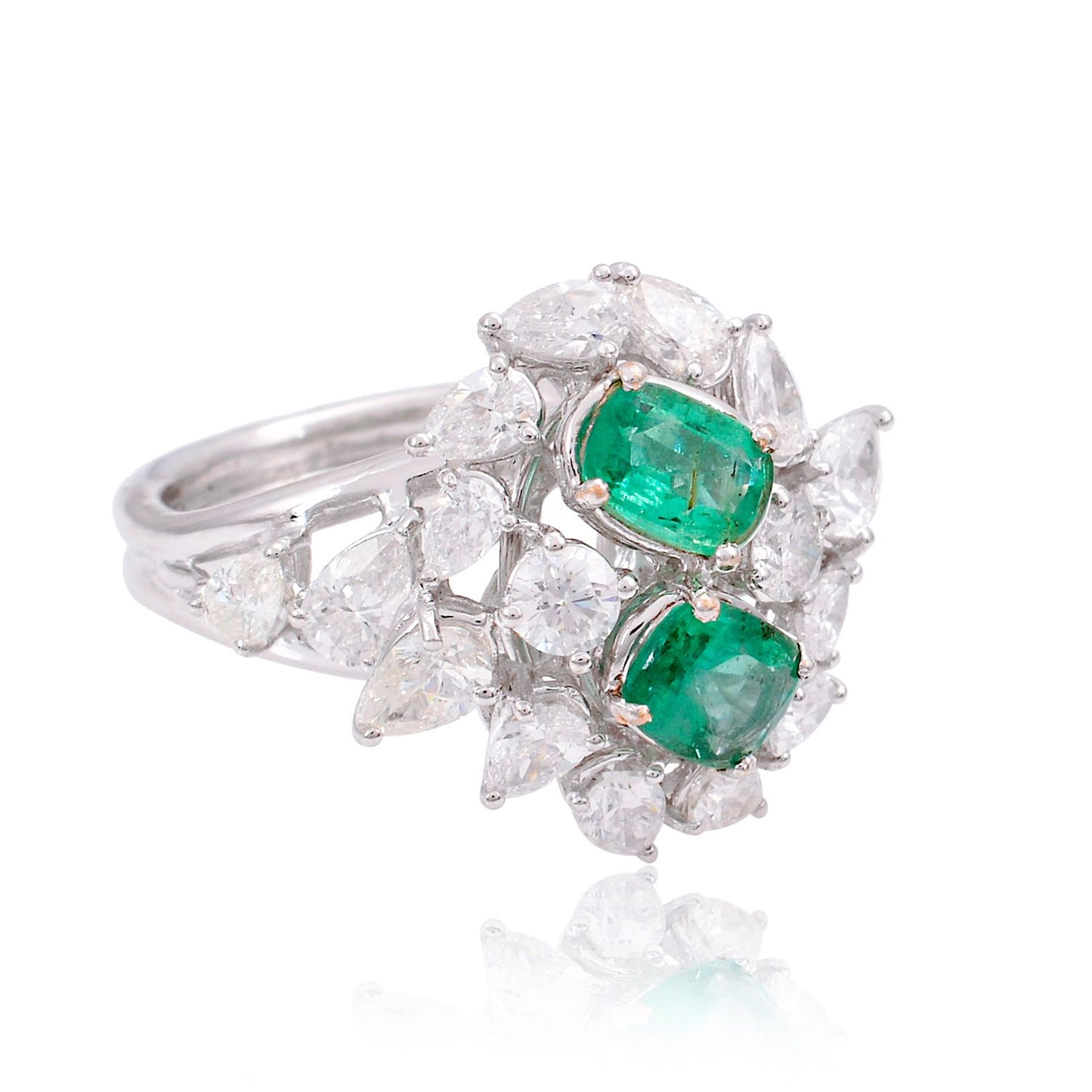 Solid 18Kt White Gold SI Clarity HI Color Pear Diamond Emerald Gemstone Ring Gold And Diamonds Jewelry Store