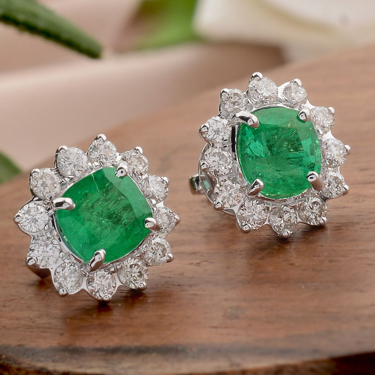 3.15 TCW SI Clarity HI Color Diamond Zambian Emerald Gemstone Stud Earrings For Women , Women Jewelry