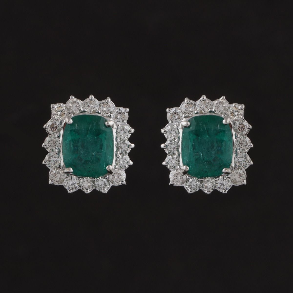 Solid 18 Kt White Gold SI Clarity HI Color Diamond Emerald Handmade Stud Earrings