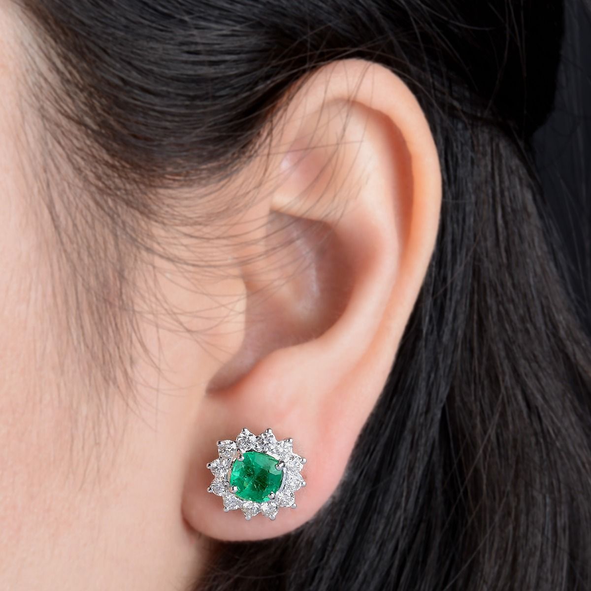 18k White Gold 3.16 TCW SI Clarity HI Color Diamond Zambian Emerald Gemstone Flower Shape Stud Earring For Girls & Women , Jewelry For Women