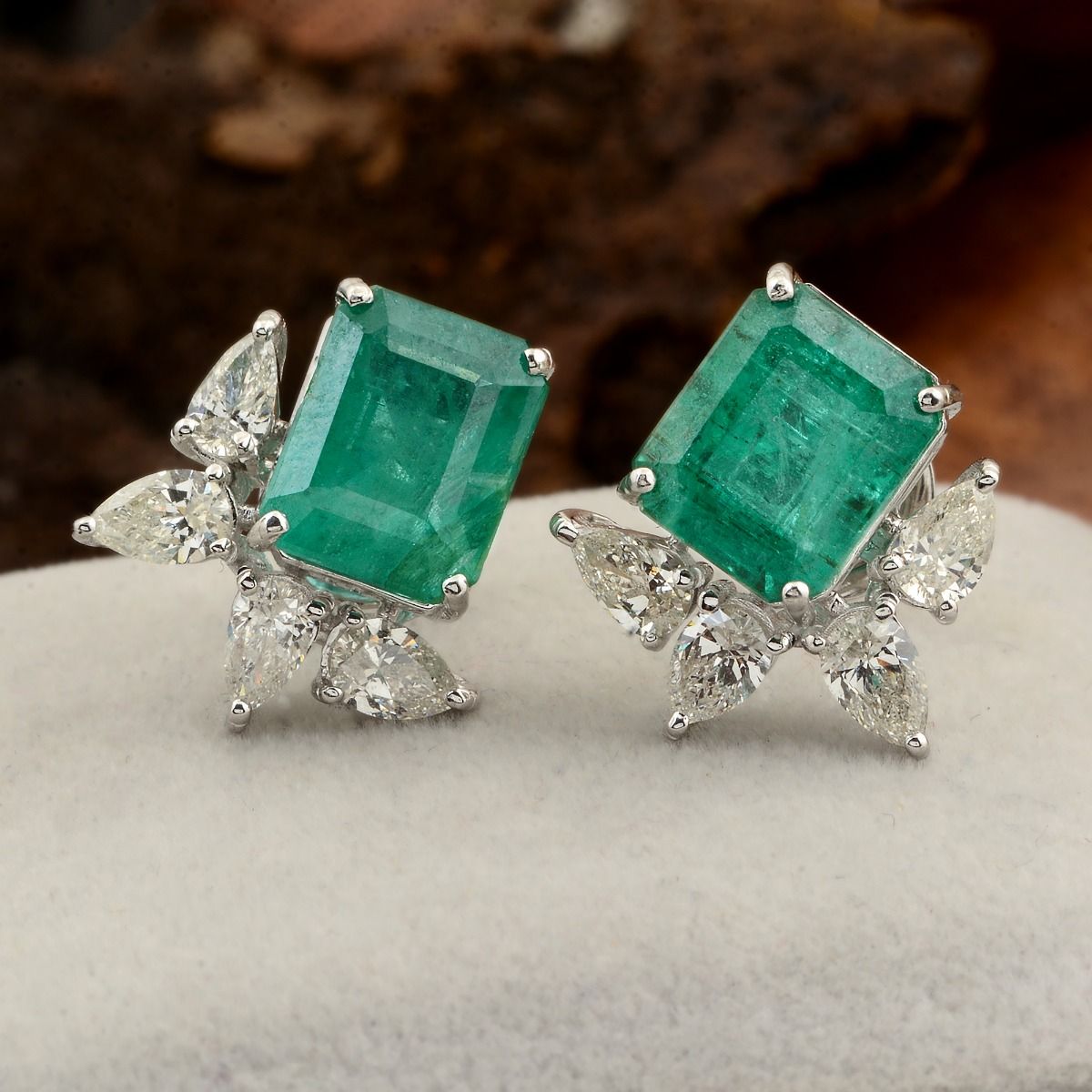 18k White Gold 7.73 TCW SI Clarity HI Color Diamond Zambian Emerald Gemstone Stud Earrings Jewelry For Women