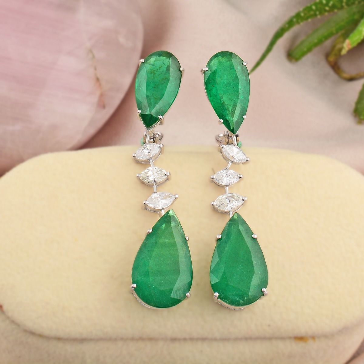 Pear Shaped Emerald Solid 18 Kt White Gold SI Clarity HI Color Diamond Fine Dangle Earrings