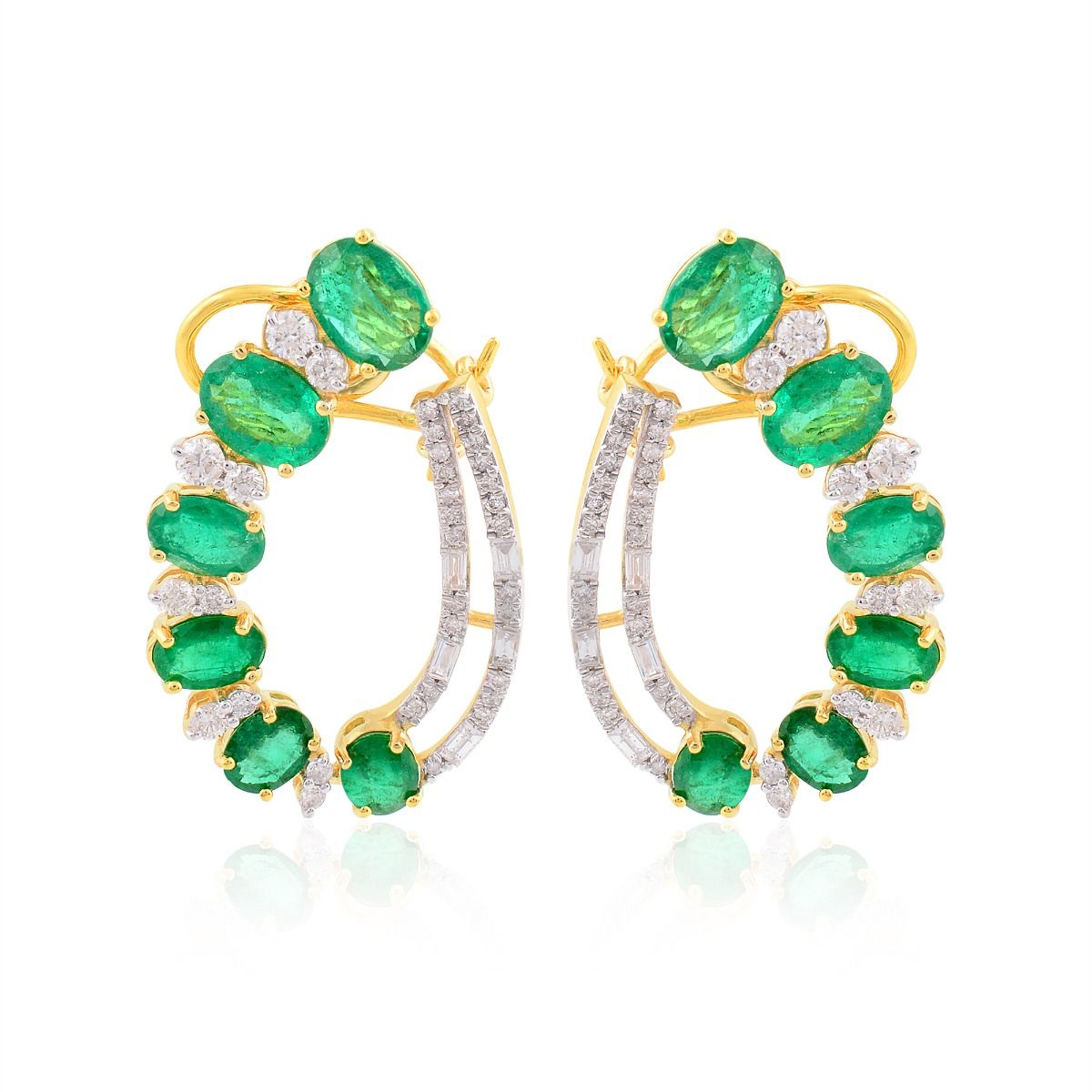 Solid 18 Kt Yellow Gold Oval Shaped Emerald SI Clarity HI Color Diamond Fine Clip On Earrings