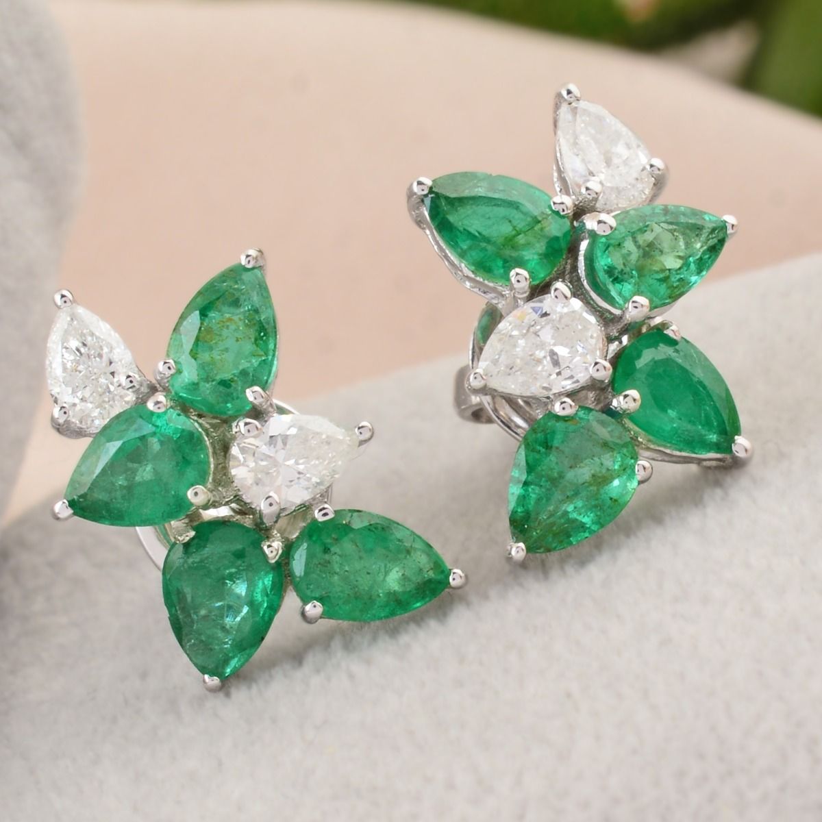 18k White Gold 2.72 TCW SI Clarity HI Color Diamond Zambian Emerald Gemstone Stud Earrings |Leaf Shape Earrings |Gift For Mom |Gift For Her|Jewelry For Women