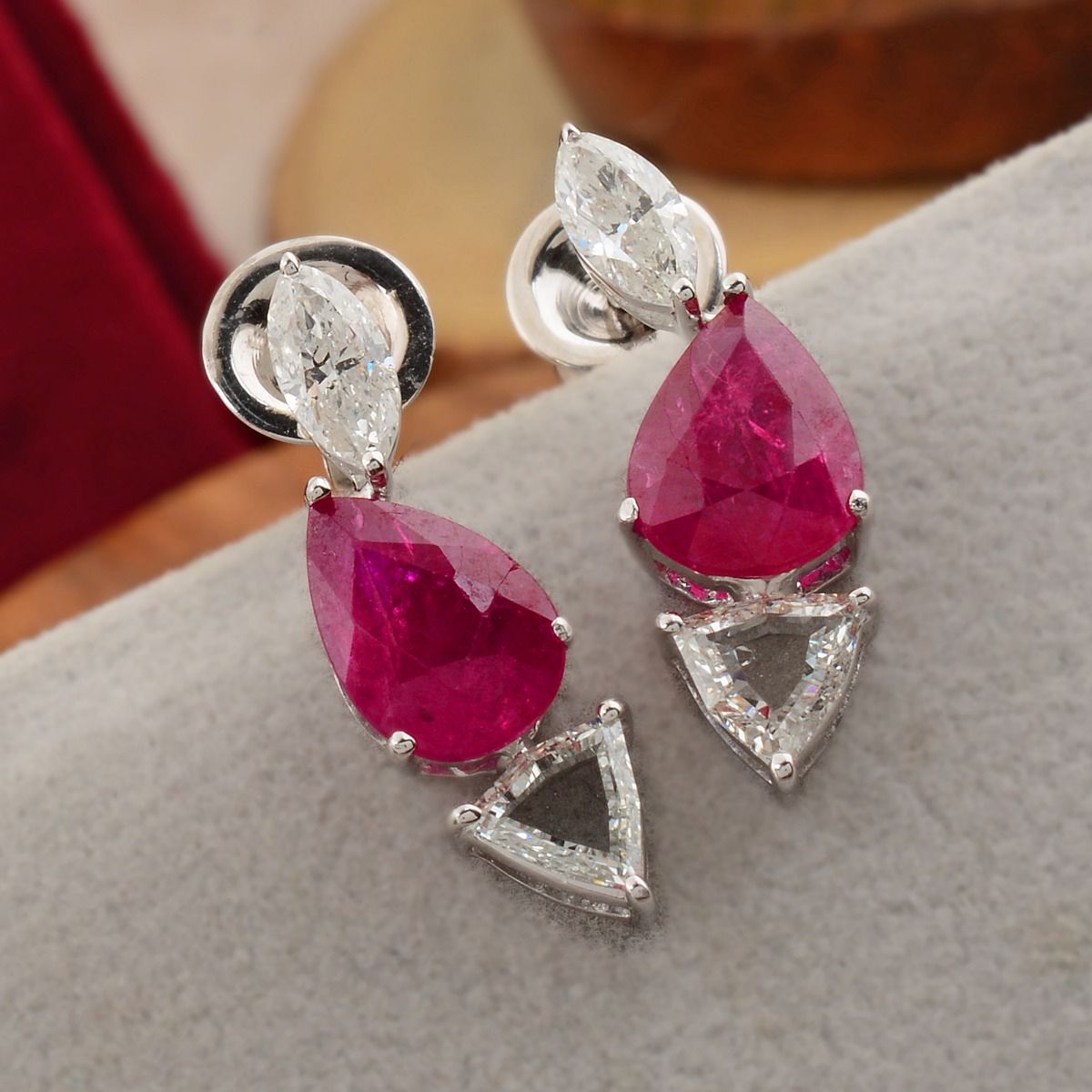 18k White Gold 5.39 TCW SI Clarity HI Color Diamond Ruby Gemstone Stud Earring , Jewelry For Women , Pair Of Stud Earrings