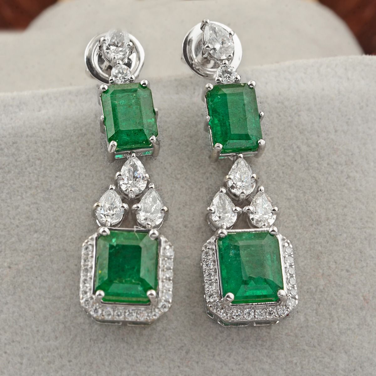 9.08 TCW SI Clarity HI Color Diamond Zambian Emerald Gemstone Earrings |Chandelier Emerald Earrings |Diamond Earrings |Jewelry For Women|Gift For Her