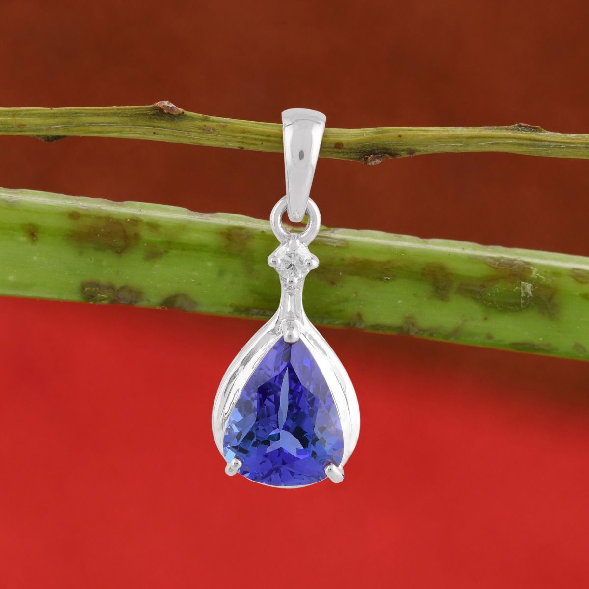 18k White Gold 0.05 Carat HI/SI Diamond Pendant Natural Tanzanite Gemstone Women Jewelry