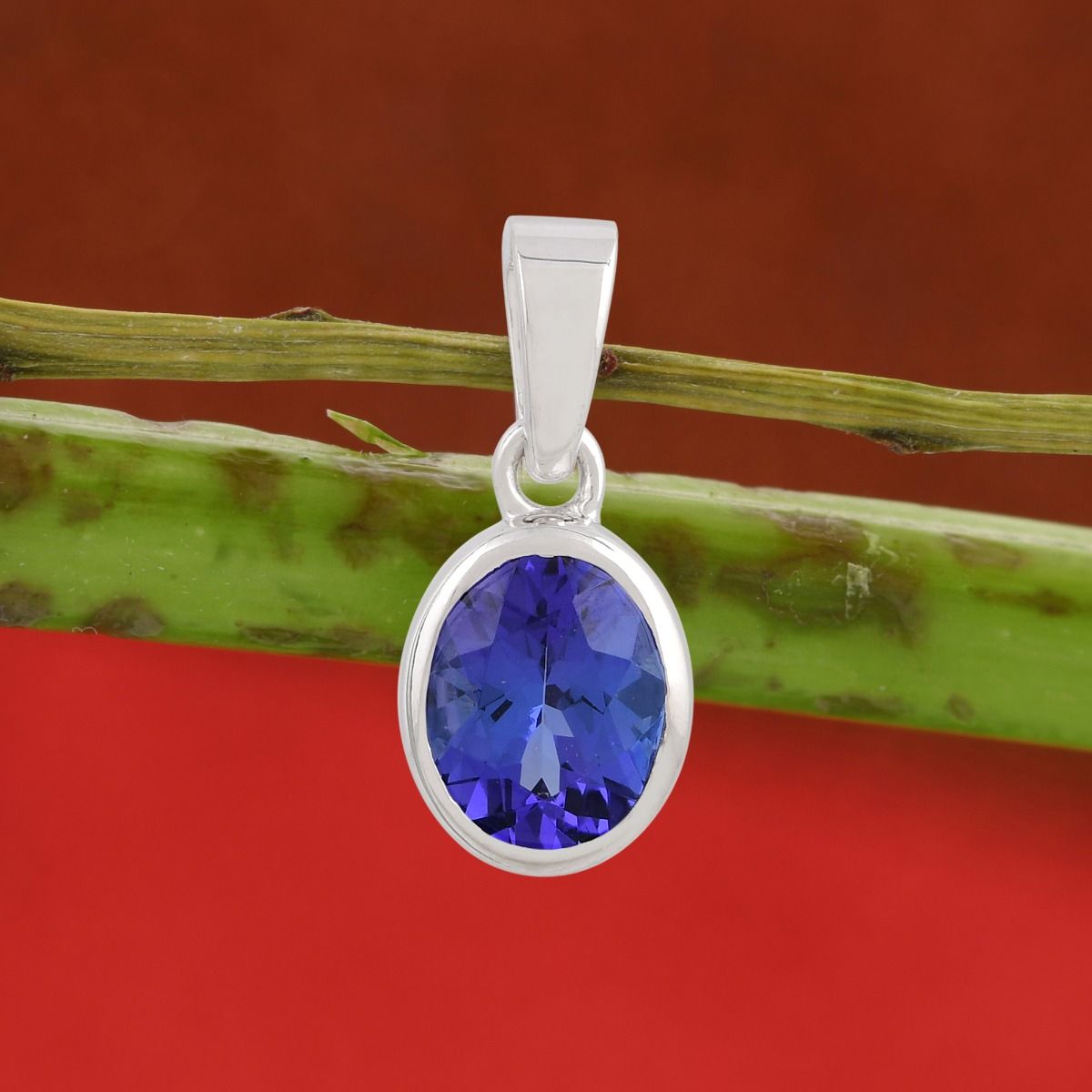 Natural 1.82 Carat Oval Shape Tanzanite Gemstone Tiny Pendant 18k White Gold Handmade Jewelry