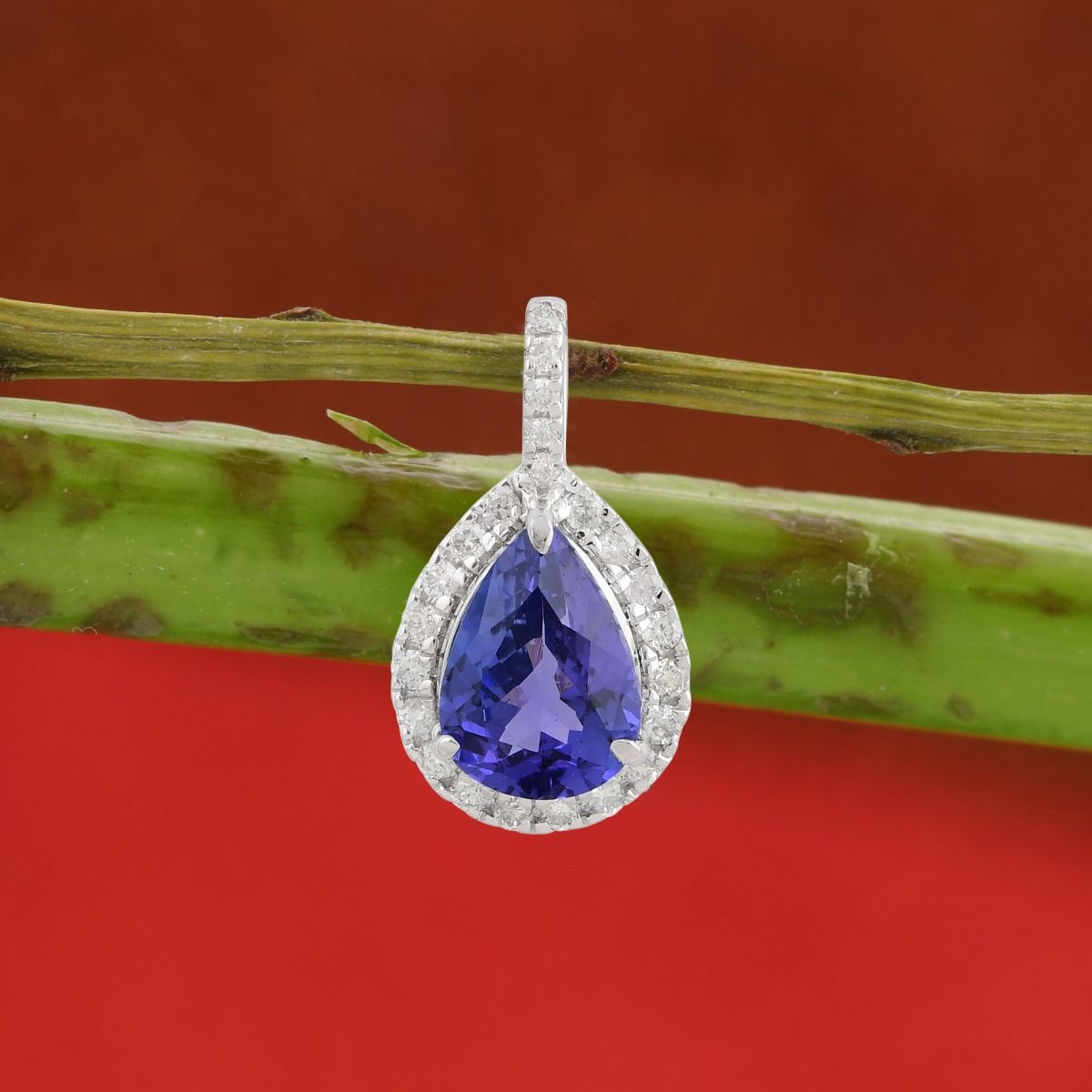 Natural Pear Shape Tanzanite Gemstone 0.20 Carat HI/SI Diamond Pendant 18k White Gold Handmade Jewelry