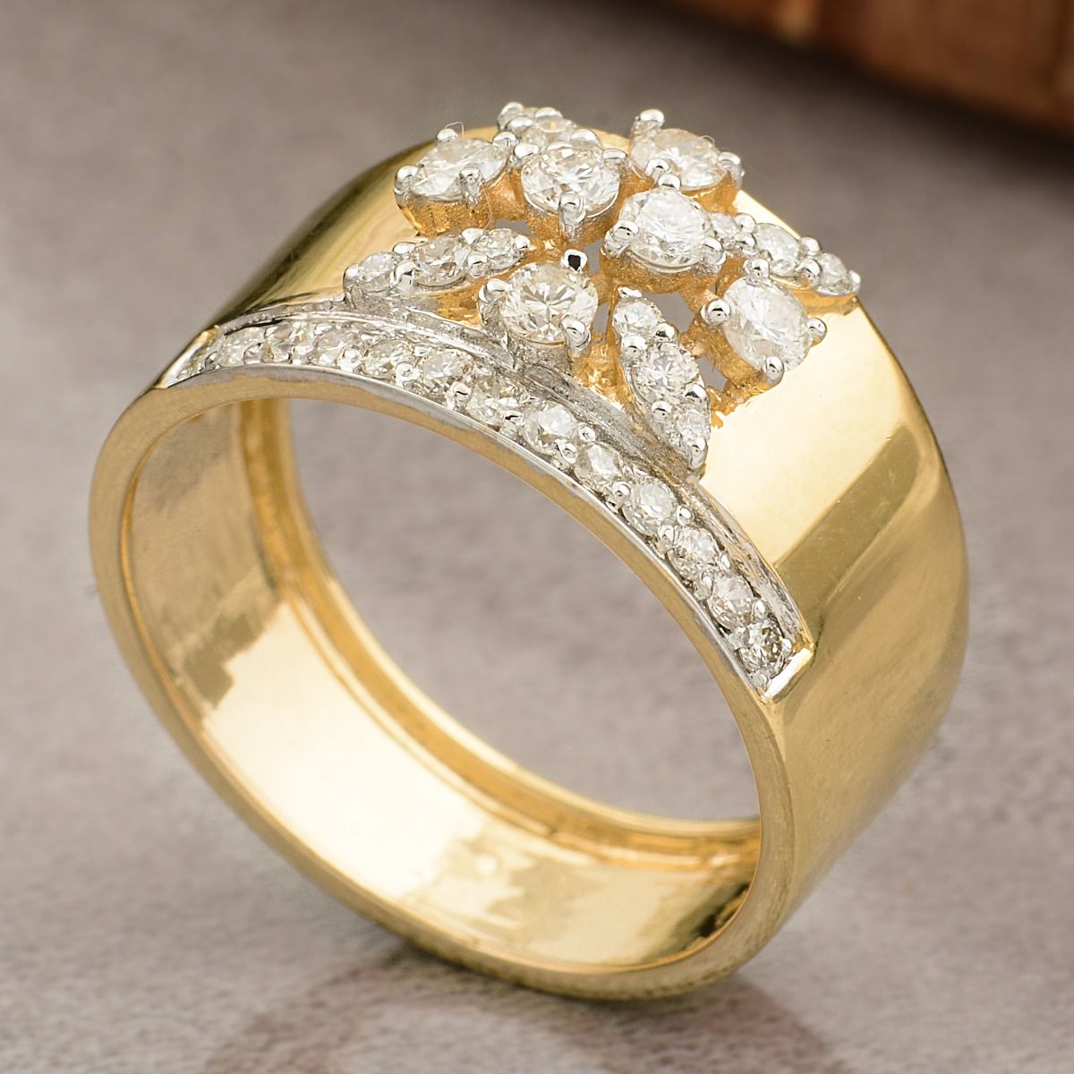 18k Yellow Gold 0.56 TCW SI Clarity HI Color Diamond Band Ring Jewelry For Women