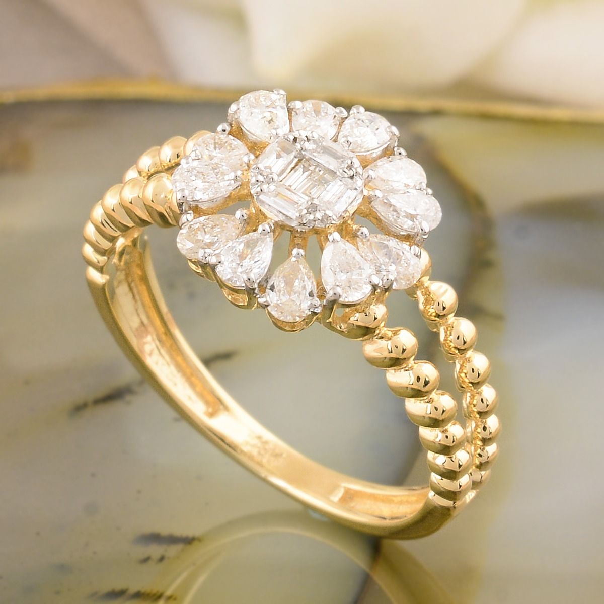 0.7 TCW Solid 18 Kt Yellow Gold SI Clarity HI Color Diamond Promise Engagement Ring