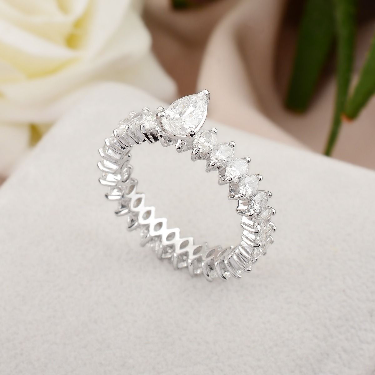 18k White Gold 2.47 TCW SI Clarity HI Color Prong Setting Diamond Party Wear ring Jewelry For Women