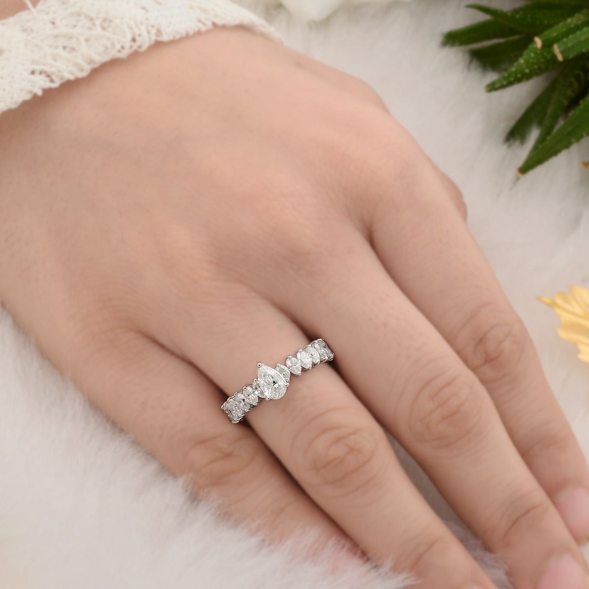 18k White Gold 2.47 TCW SI Clarity HI Color Prong Setting Diamond Party Wear ring Jewelry For Women