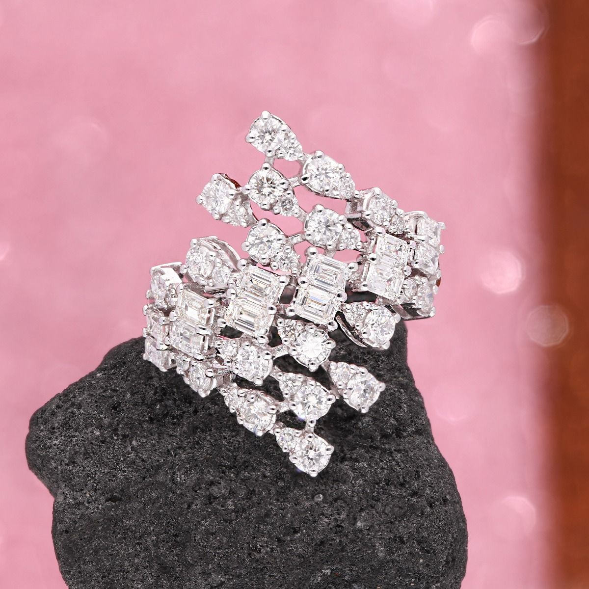 Natural 2.07 Carat HI Color SI Clarity Baguette & Round Diamond Statement Ring 18k White Gold Handmade Jewelry Birthday Gift For Her