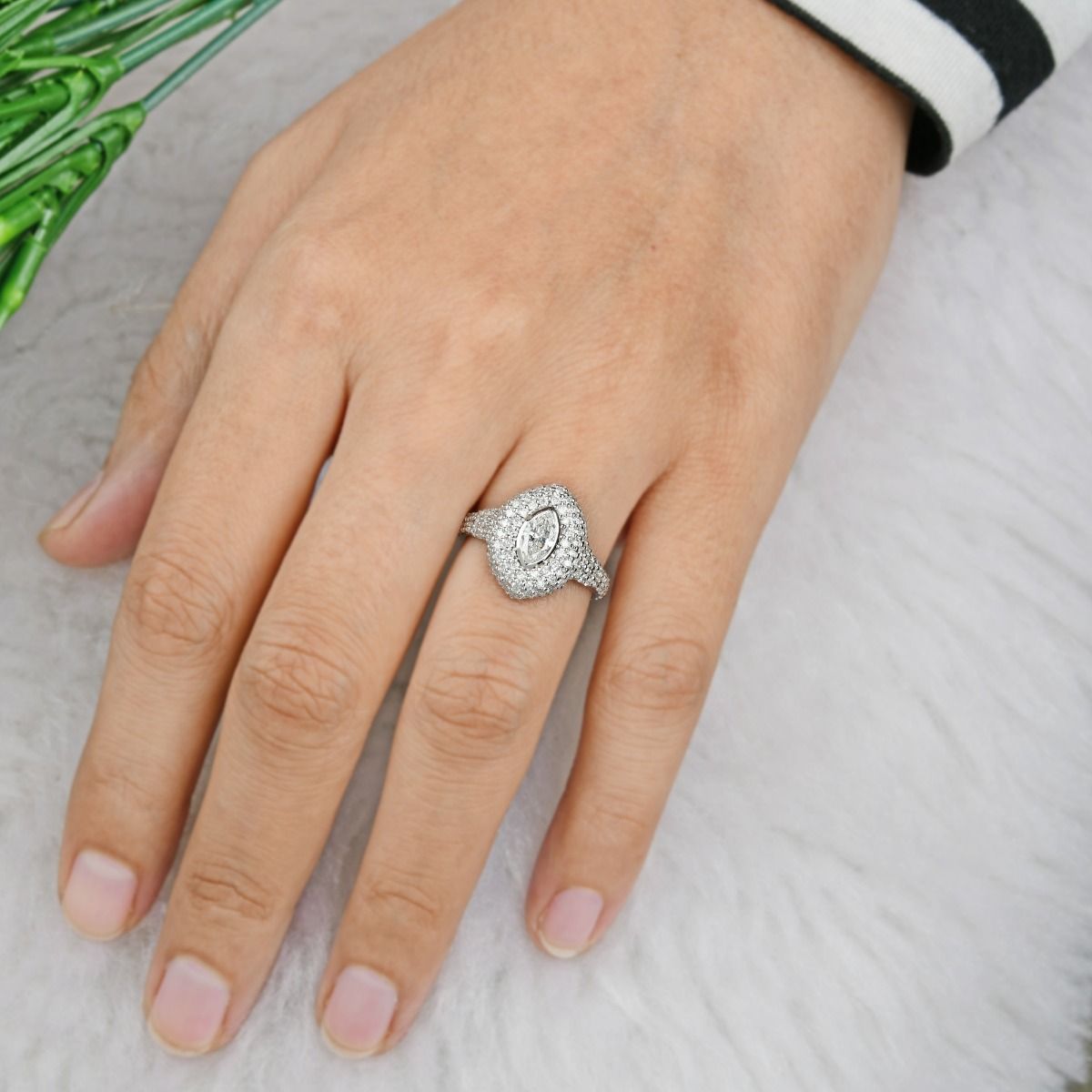 1.73 Carat HI/SI Marquise & Round Shape Diamond Ring 18k White Gold Handmade Fine Jewelry