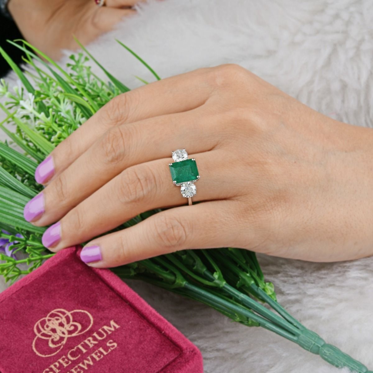 Zambian Emerald Gemstone 1.42 Carat HI Color SI Clarity Diamond Jewelry 18k White Gold Handmade Ring Birthday Gift For Her