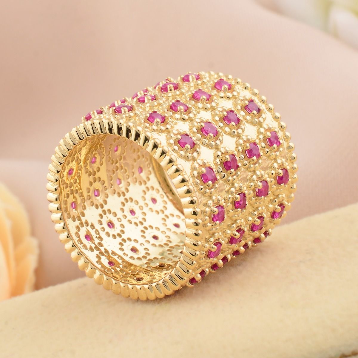 Real Ruby Solid 18 Kt Yellow Gold SI Clarity HI Color Diamond Cigar Band Ring