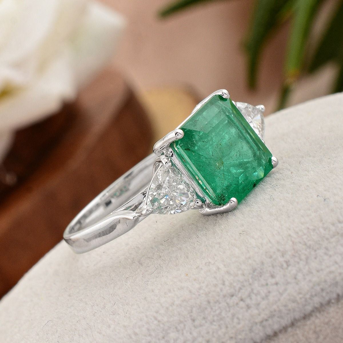 4.24 TCW 18k White Gold SI Clarity HI Color Diamond Zambian Emerald Gemstone Solitaire Ring Handmade Jewelry