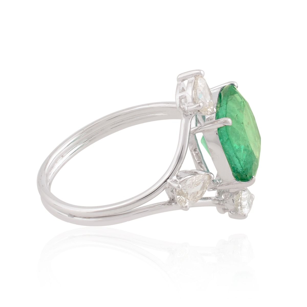 18k White Gold 3.51 TCW SI Clarity HI Color Diamond Zambian Emerald Gemstone Statement Ring Handmade Jewelry