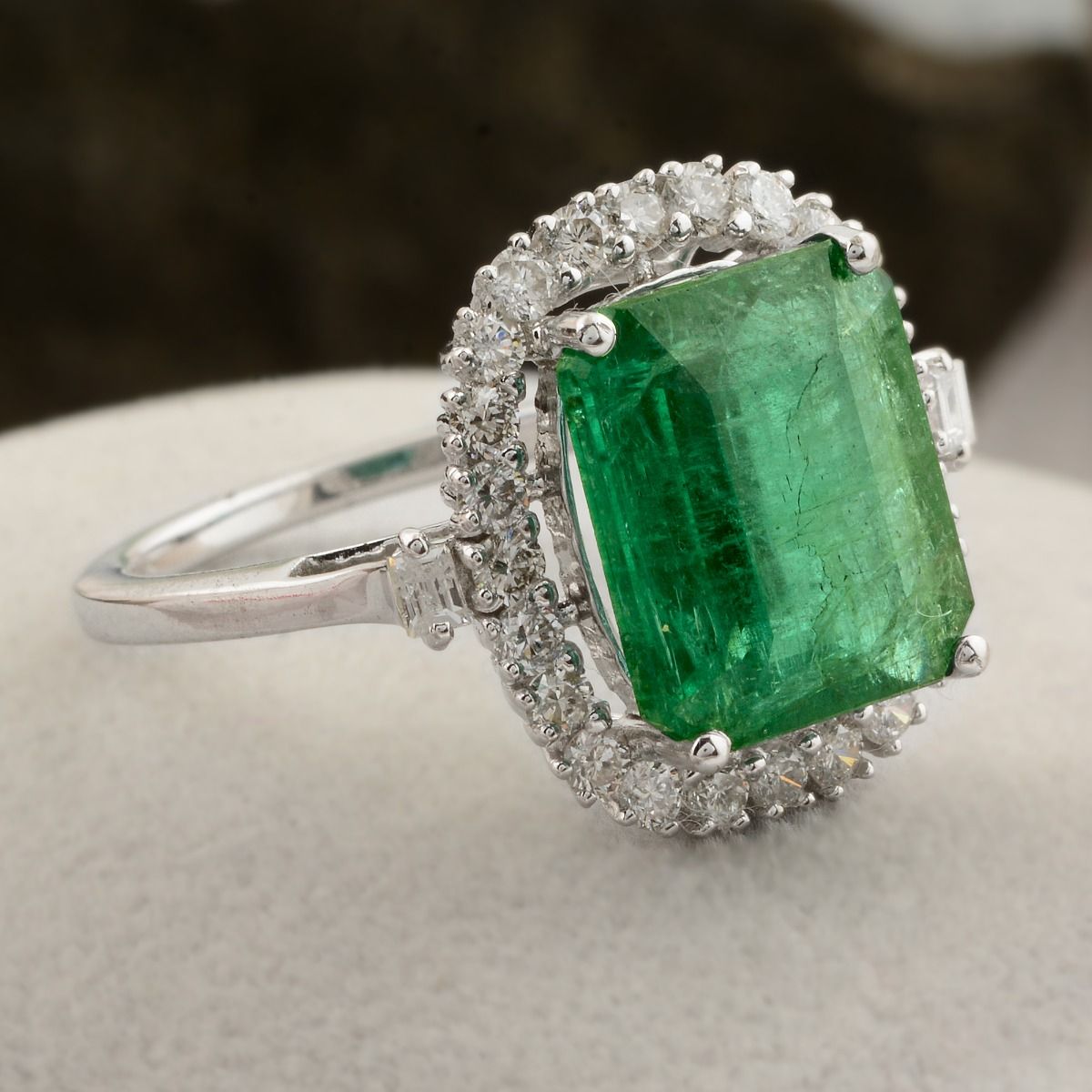 5.75 TCW SI Clarity HI Color Diamond Zambian Emerald Gemstone Ring |Engagement Ring |Bridal Set Ring |Jewelry For Women