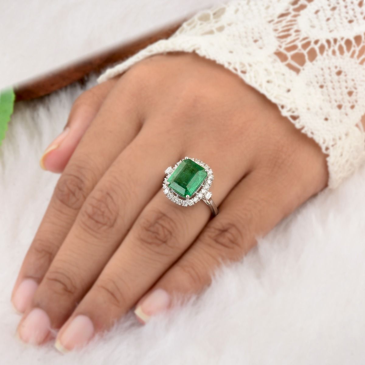 5.75 TCW SI Clarity HI Color Diamond Zambian Emerald Gemstone Ring |Engagement Ring |Bridal Set Ring |Jewelry For Women